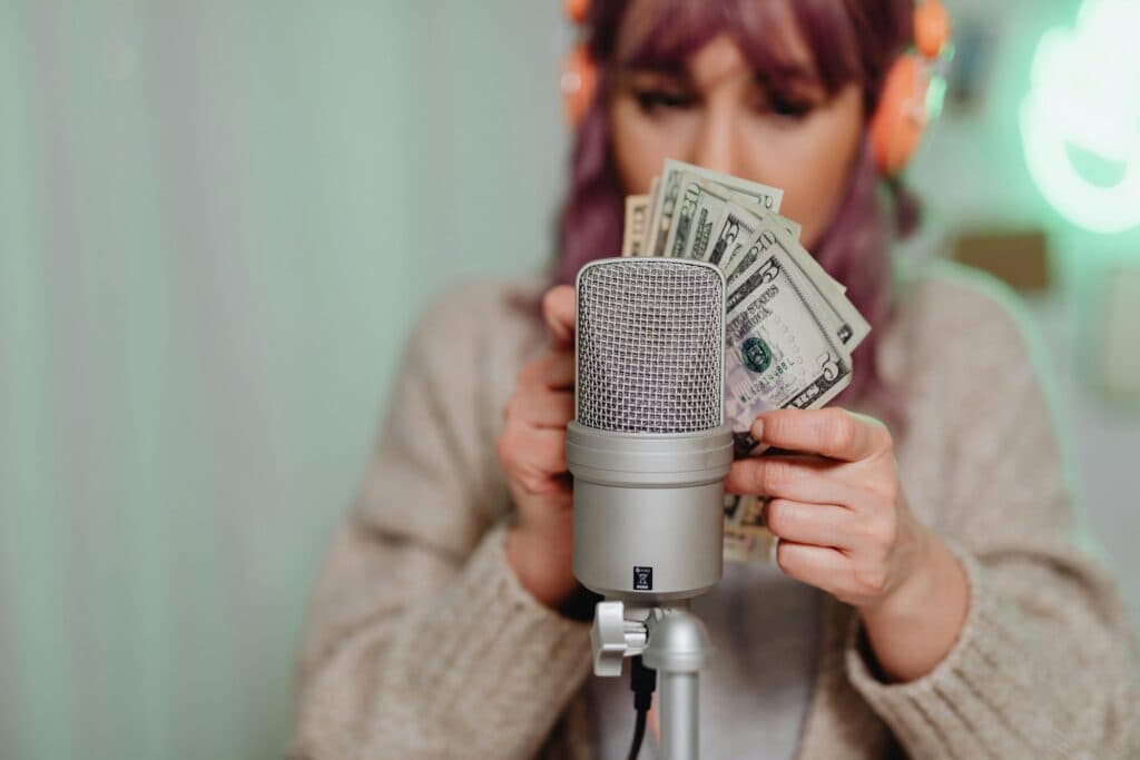 How to make money from a mobile app in 2025? Monetization models that work
