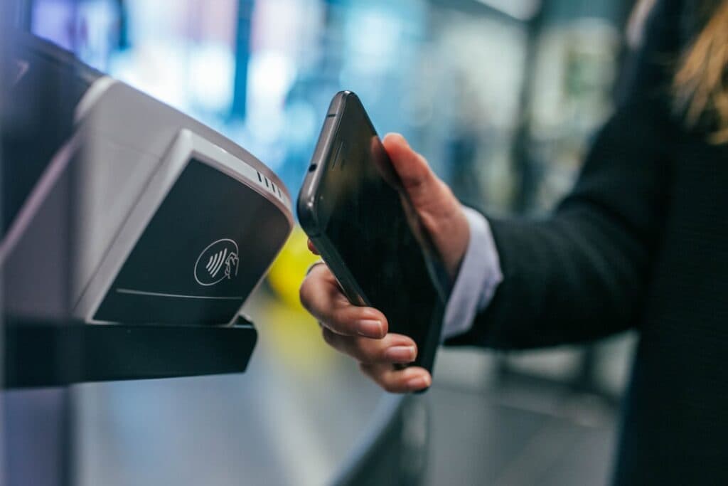 Payments integration: webhooks, retries, edge cases and how to avoid production pain